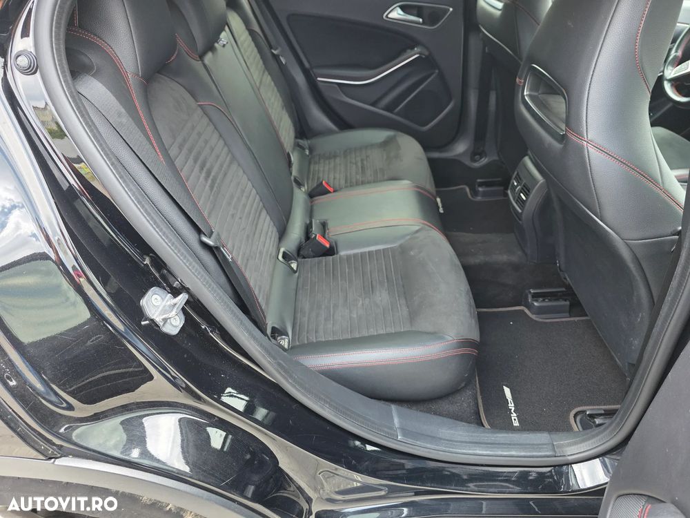 Mercedes-Benz GLA - 9