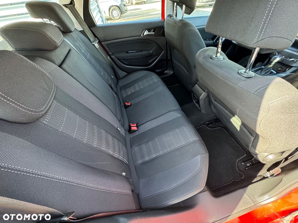 Peugeot 308 - 18