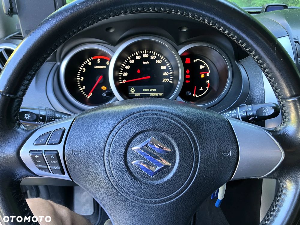 Suzuki Grand Vitara 1.9 DDiS Comfort - 15