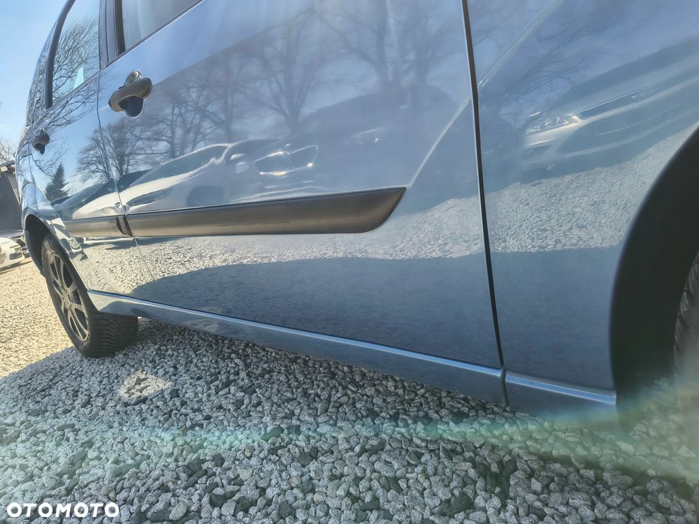 Ford Focus Ambiente - 16