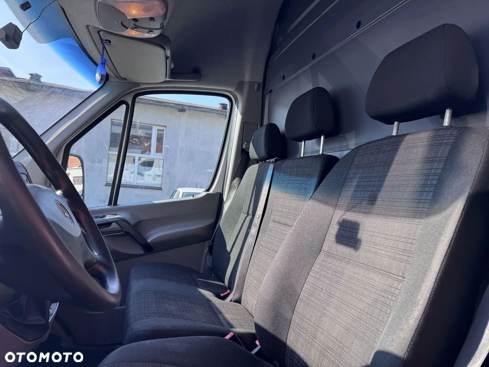 Mercedes-Benz SPRINTER - 12