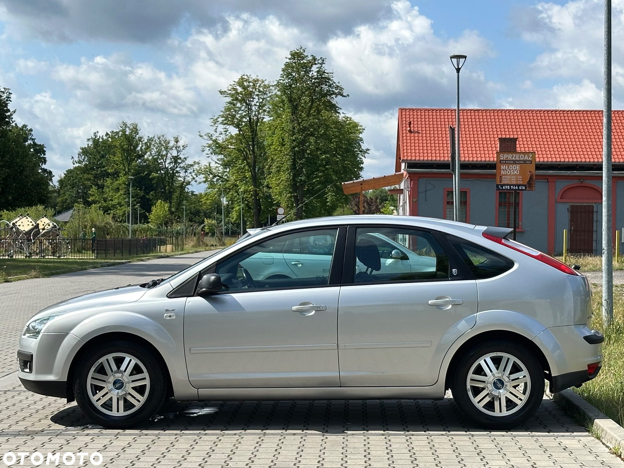 Ford Focus 1.6 16V Ghia - 5