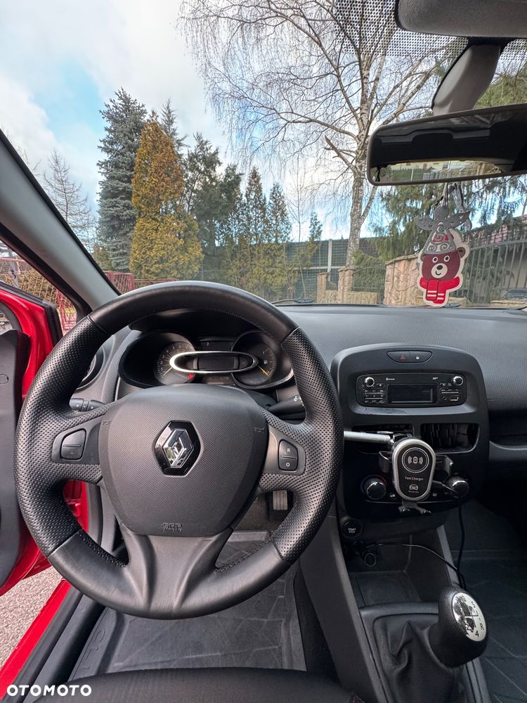 Renault Clio - 7