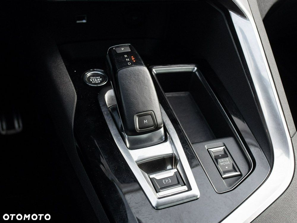 Peugeot 5008 1.6 PureTech GT S&S EAT8 - 20