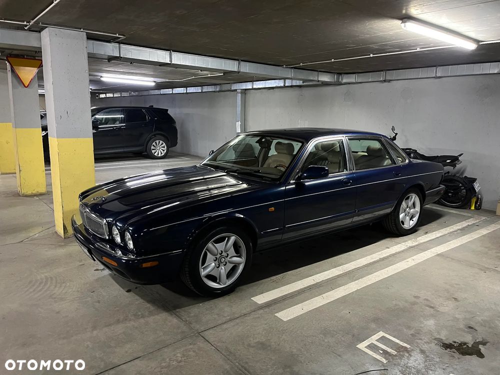 Jaguar XJ Sovereign 4.0 - 1