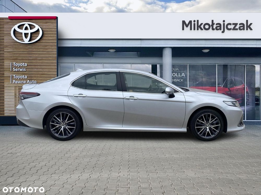 Toyota Camry 2.5 Hybrid Prestige CVT - 8