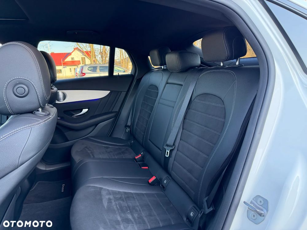 Mercedes-Benz GLC 300 d 4-Matic - 25
