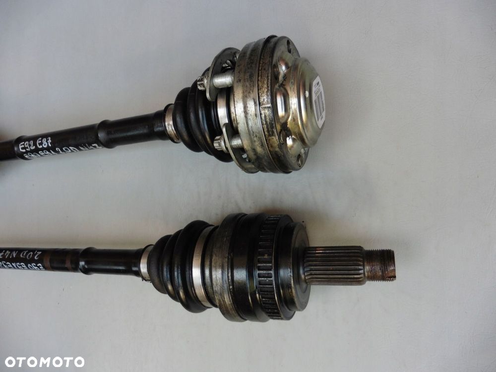 Półoś prawy lewy tył BMW E87 E90 E91 E92 2,0D N47 7533446 7533445 - 3