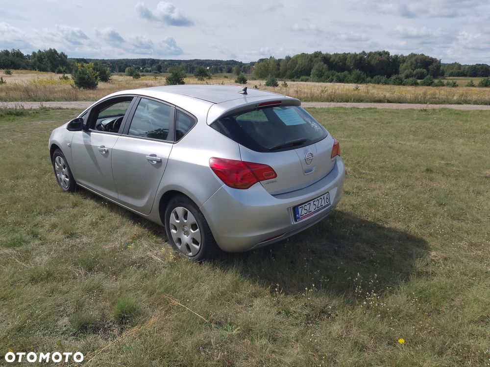 Opel Astra - 3