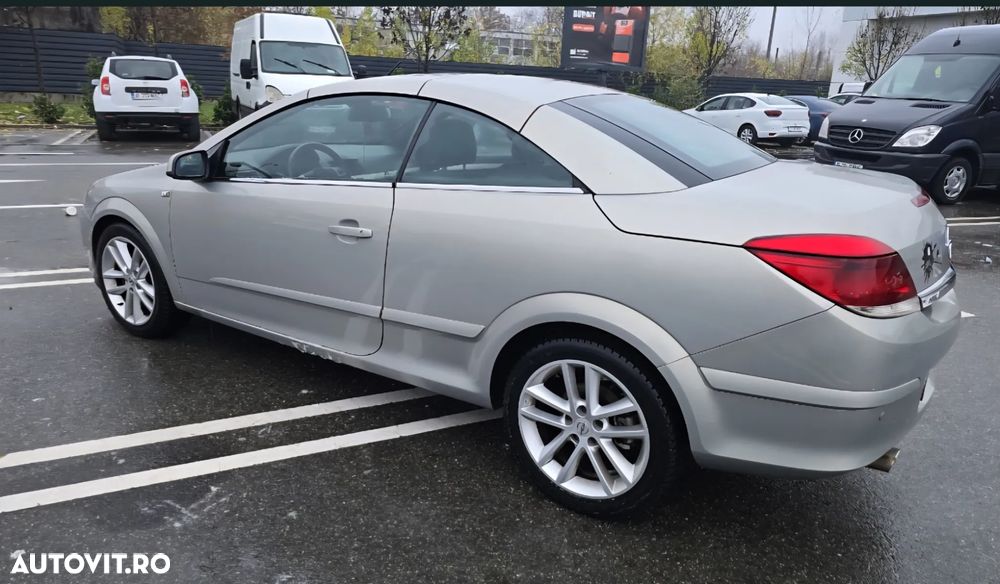 Opel Astra 1.9 CDTI Cosmo - 5