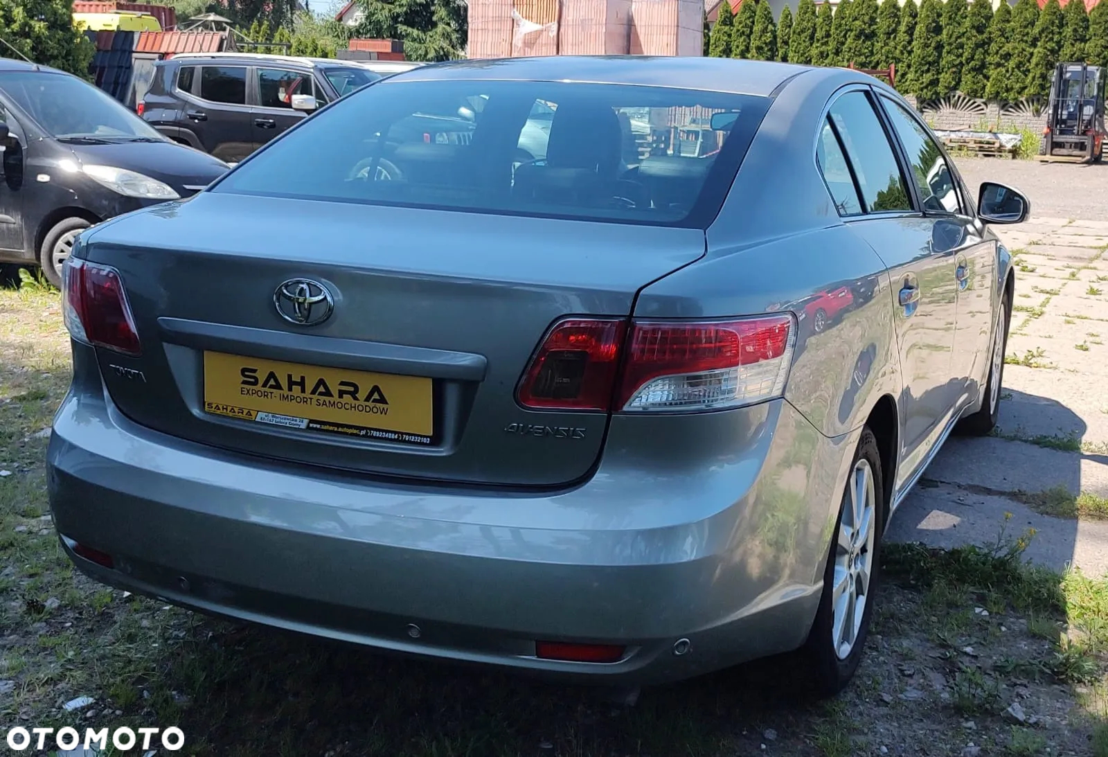 Toyota Avensis - 6