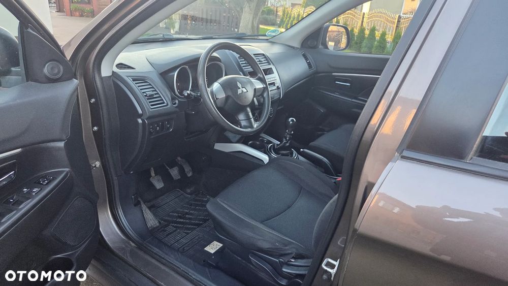 Mitsubishi ASX 1.8 DI-D 2WD Inform - 9