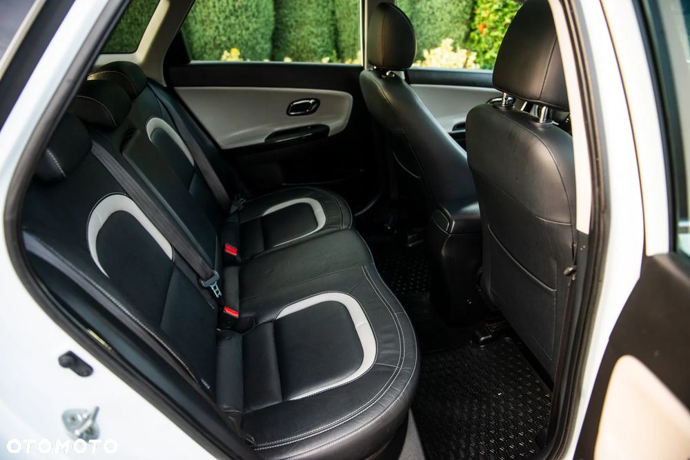 Kia Ceed 1.6 GDI DCT Platinum Edition - 36