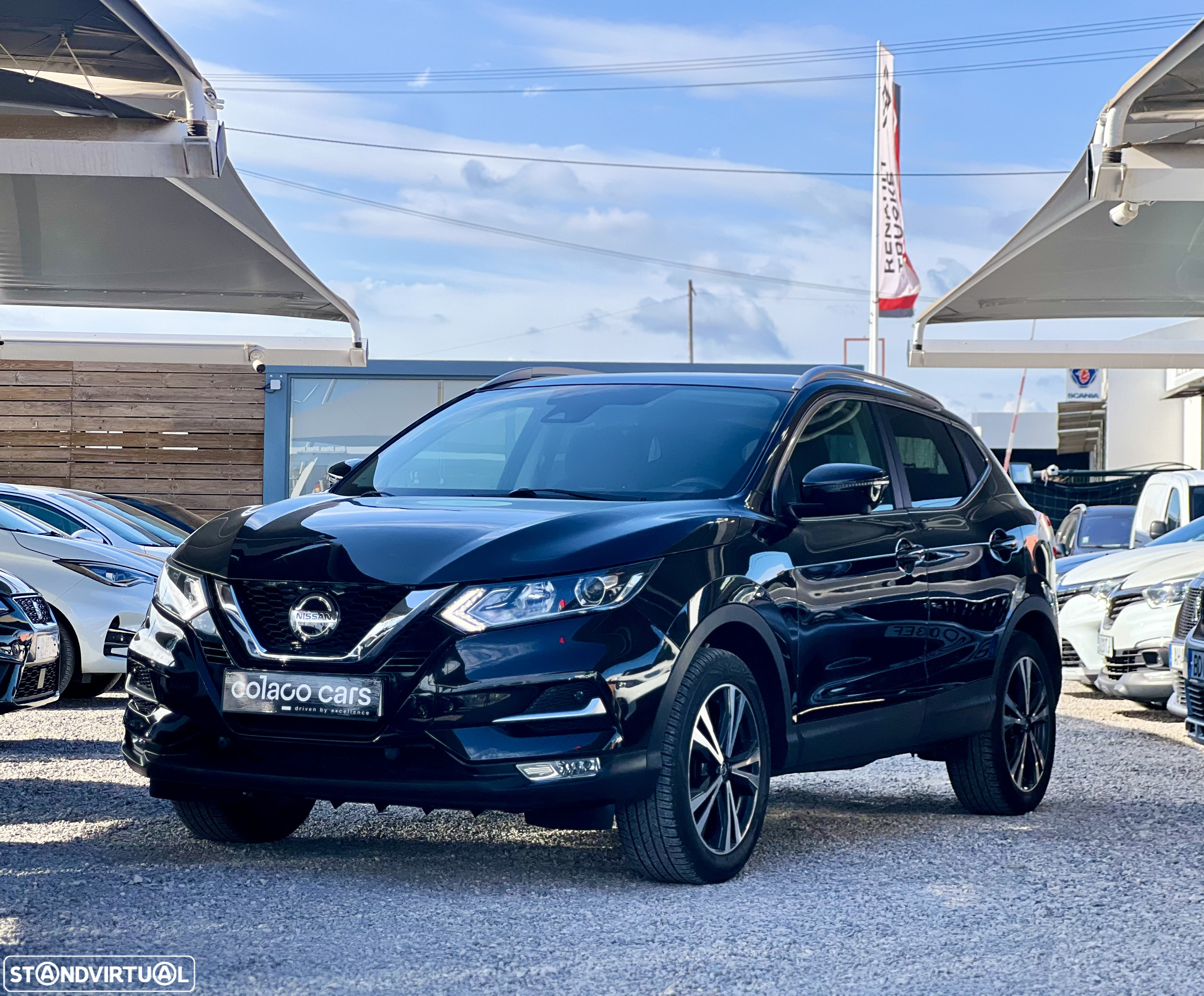 Nissan Qashqai 1.3 DIG-T N-Connecta J18 - 2