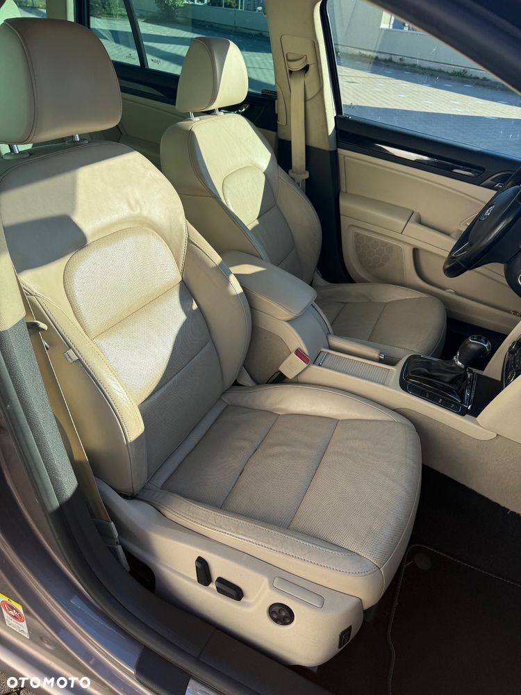 Skoda Superb 2.0 TDI 4x4 Elegance DSG - 8