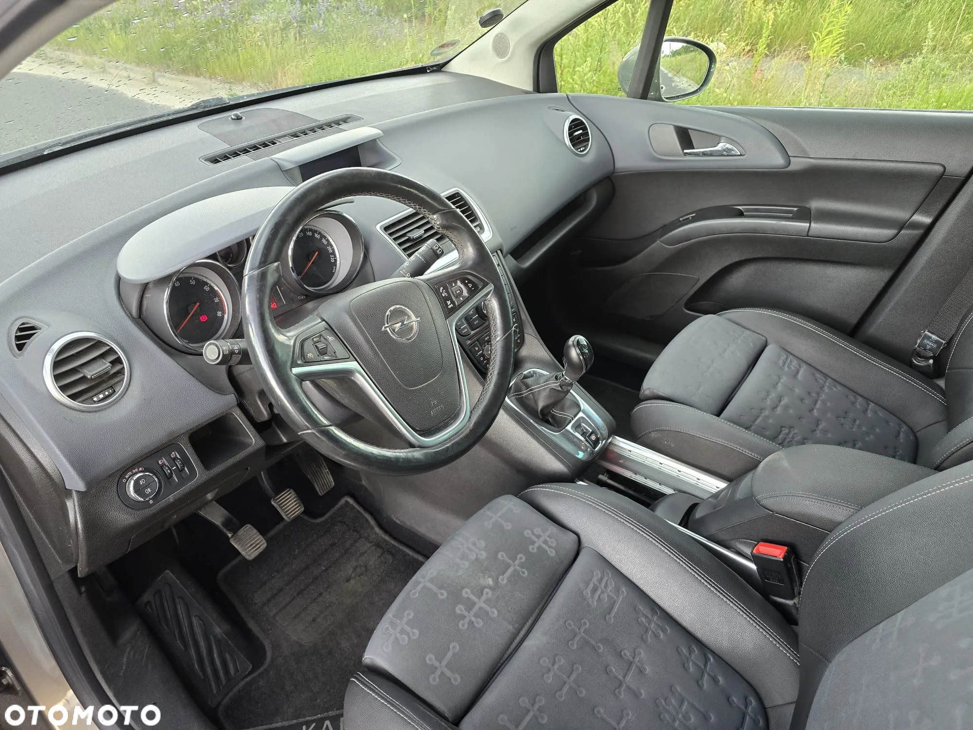 Opel Meriva - 8