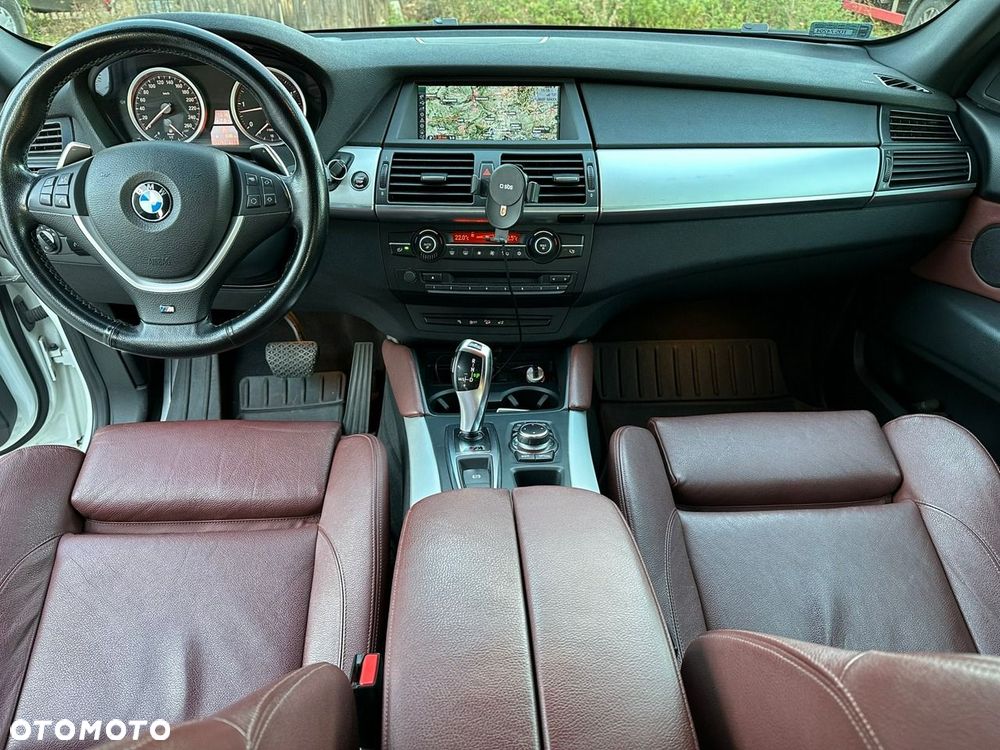 BMW X6 - 14