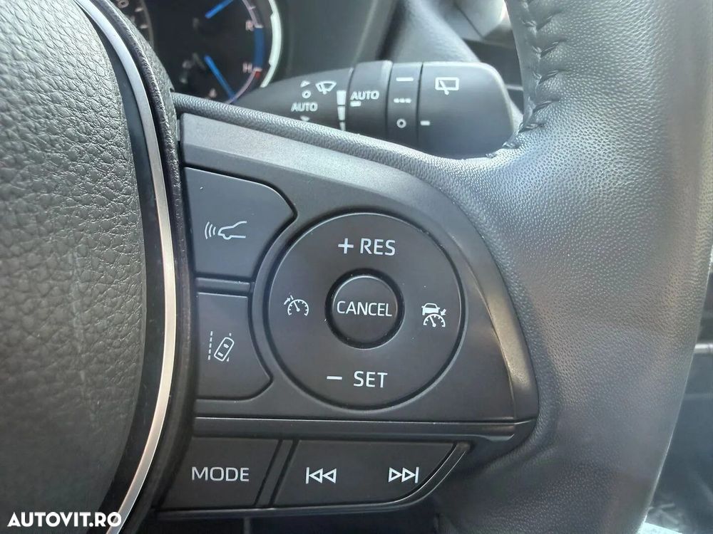Toyota RAV4 - 13