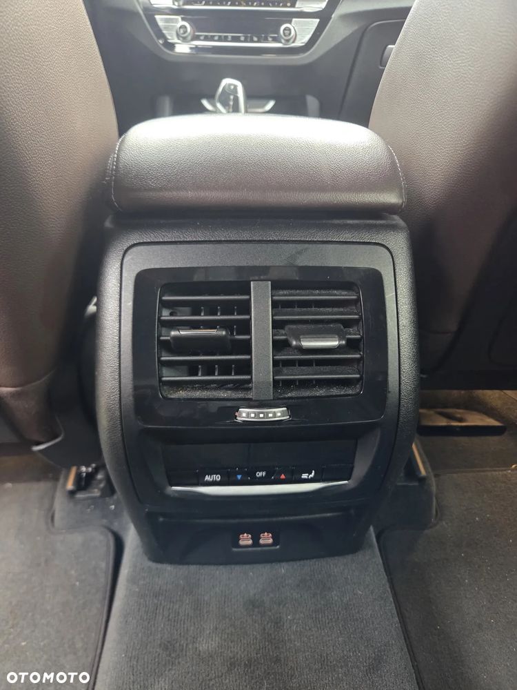 BMW X3 xM40i mHEV - 15