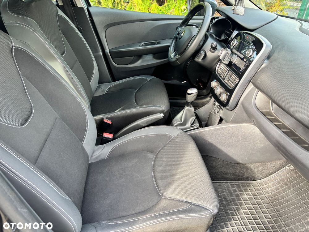 Renault Clio 1.2 16V Life - 17