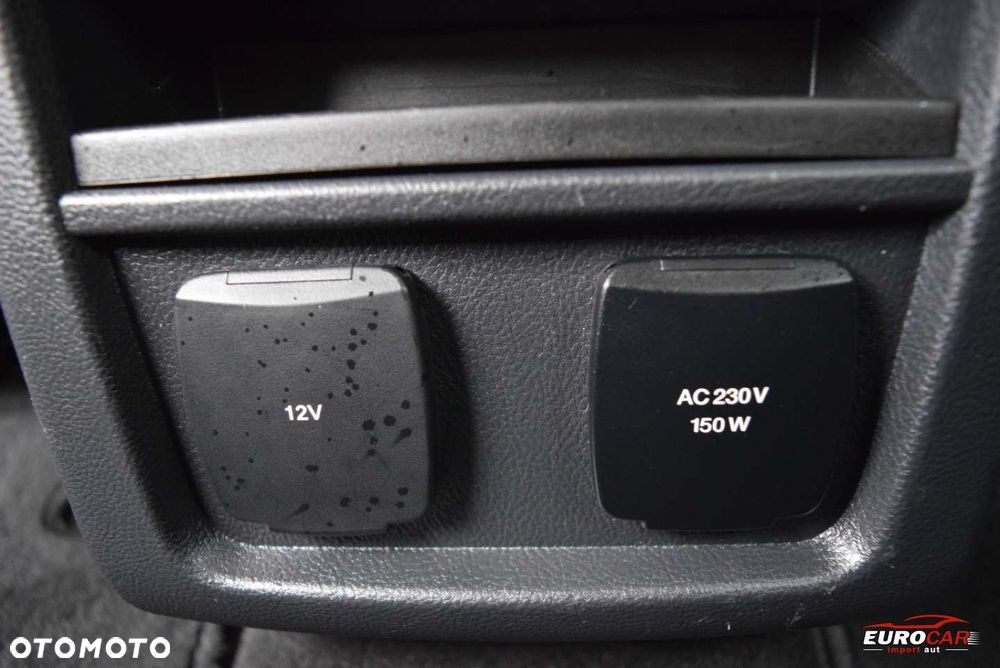 Ford S-Max - 32