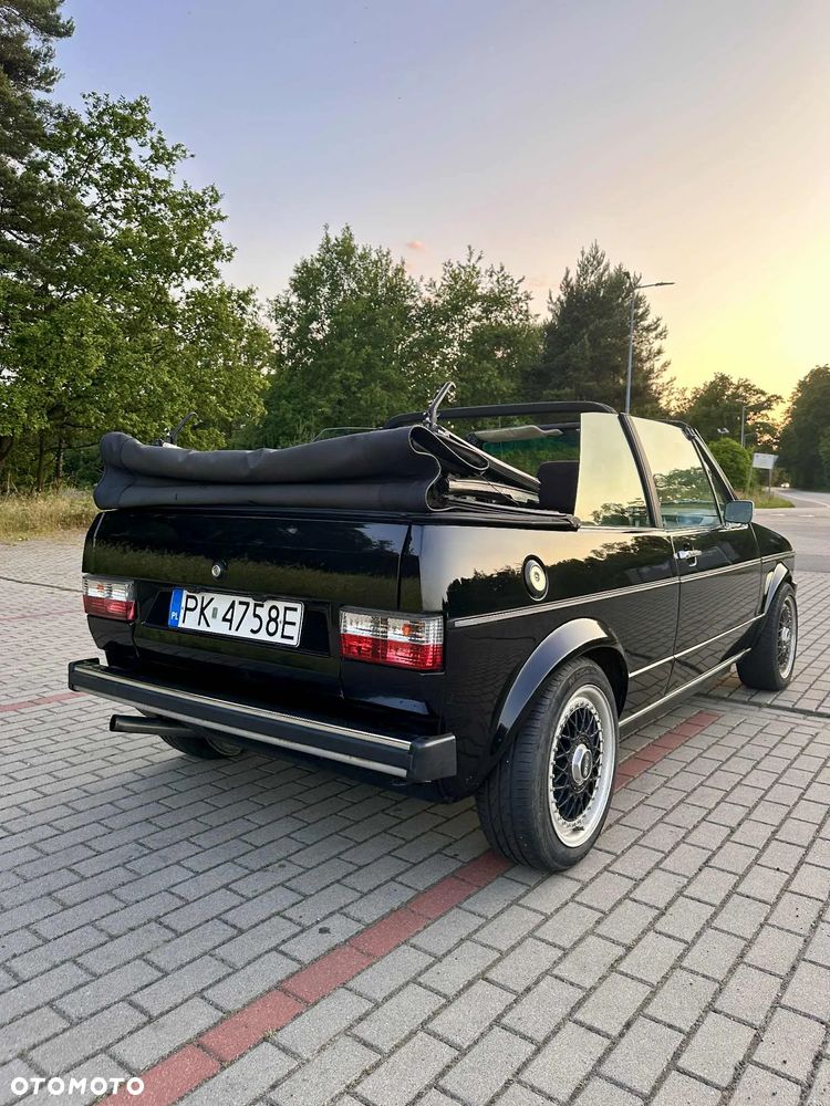 Volkswagen Golf 1.8 GL - 24