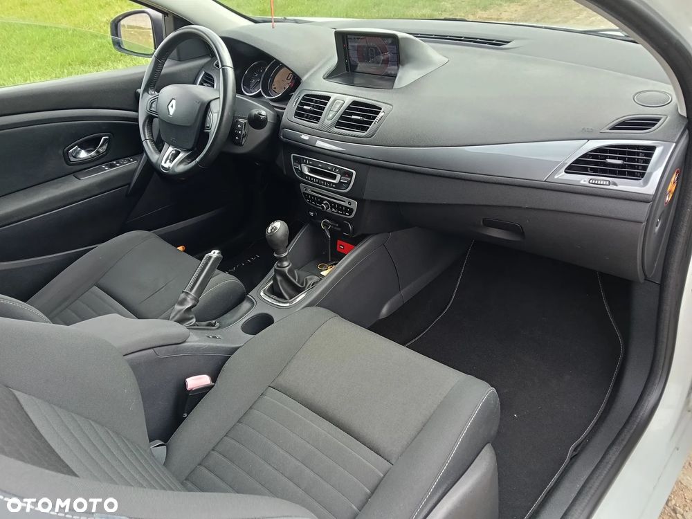 Renault Megane 1.5 dCi Bose Edition - 9