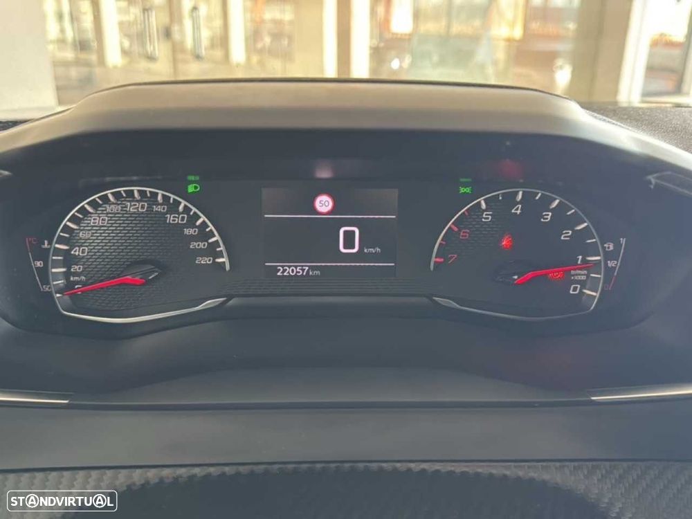 Peugeot 2008 1.2 Style - 19