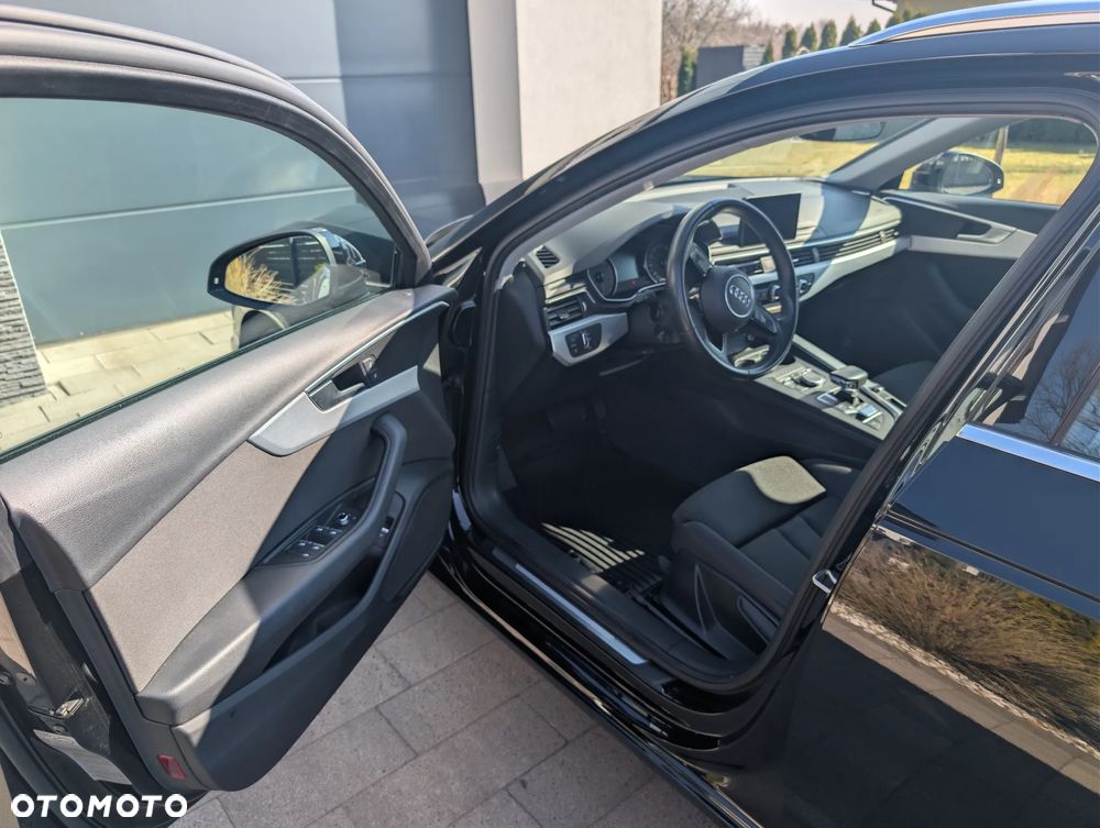 Audi A4 Avant 40 TFSI S tronic - 21