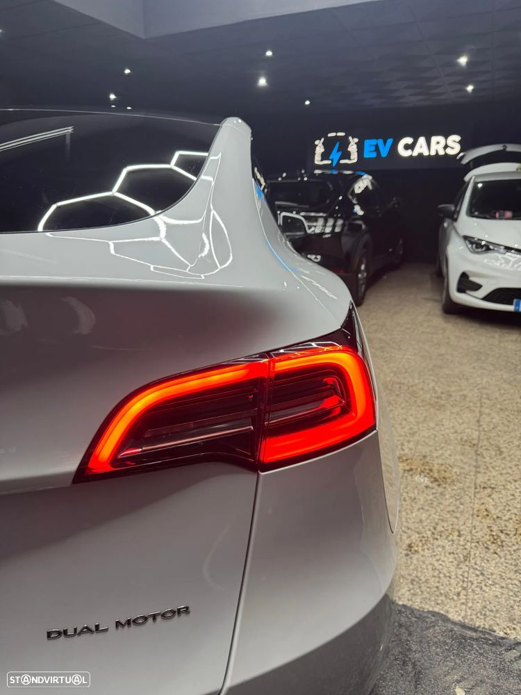 Tesla Model Y Performance Tração Integral - 25