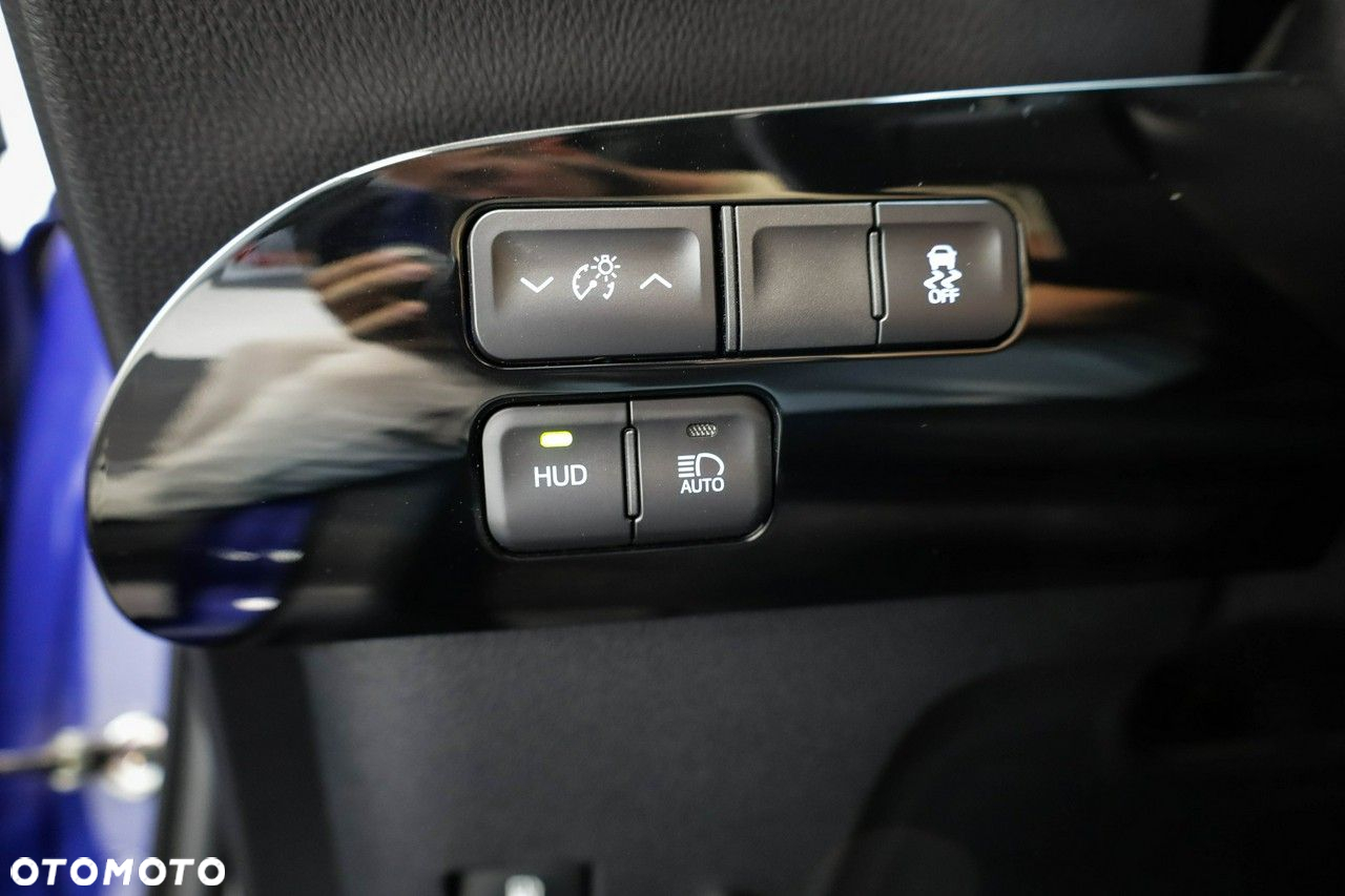 Toyota Prius - 16