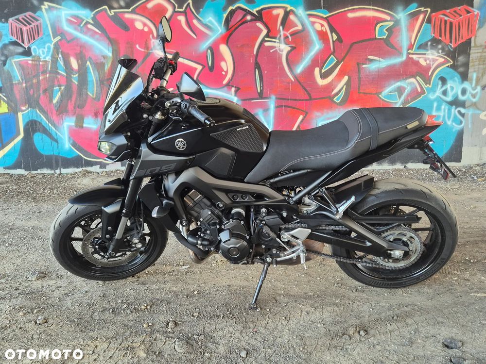 Yamaha MT - 4