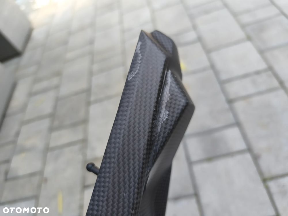 Carbonowa osłona stacyjki KTM 1290 Super Duke GT 19-24 - 5