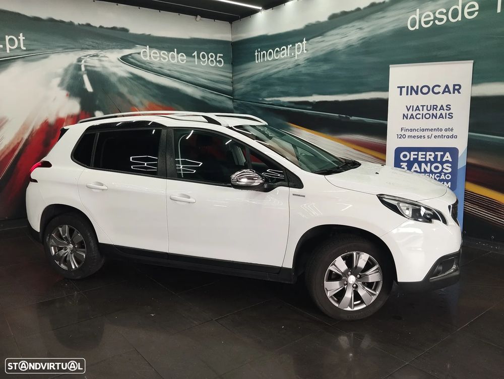 Peugeot 2008 1.2 PureTech Style - 3