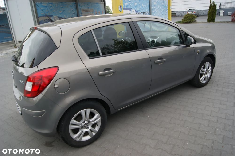 Opel Corsa 1.2 16V Energy - 17