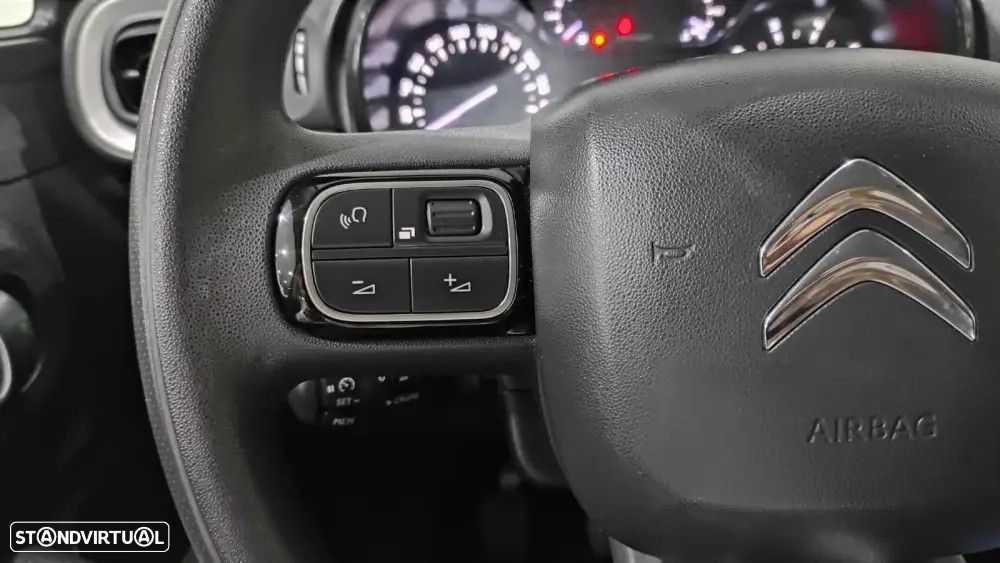 Citroën C3 1.2 PureTech Shine - 32