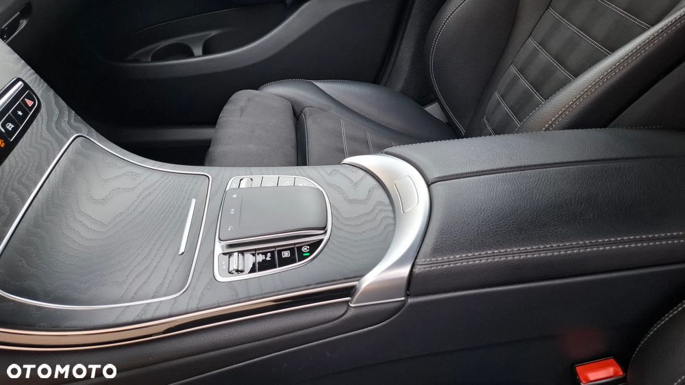 Mercedes-Benz GLC 200 d 4-Matic Business Edition - 30