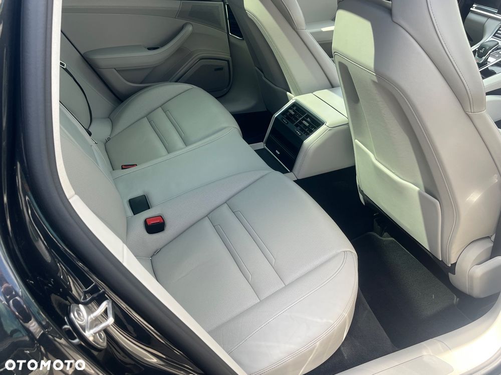Porsche Panamera 4 Sport Turismo - 6