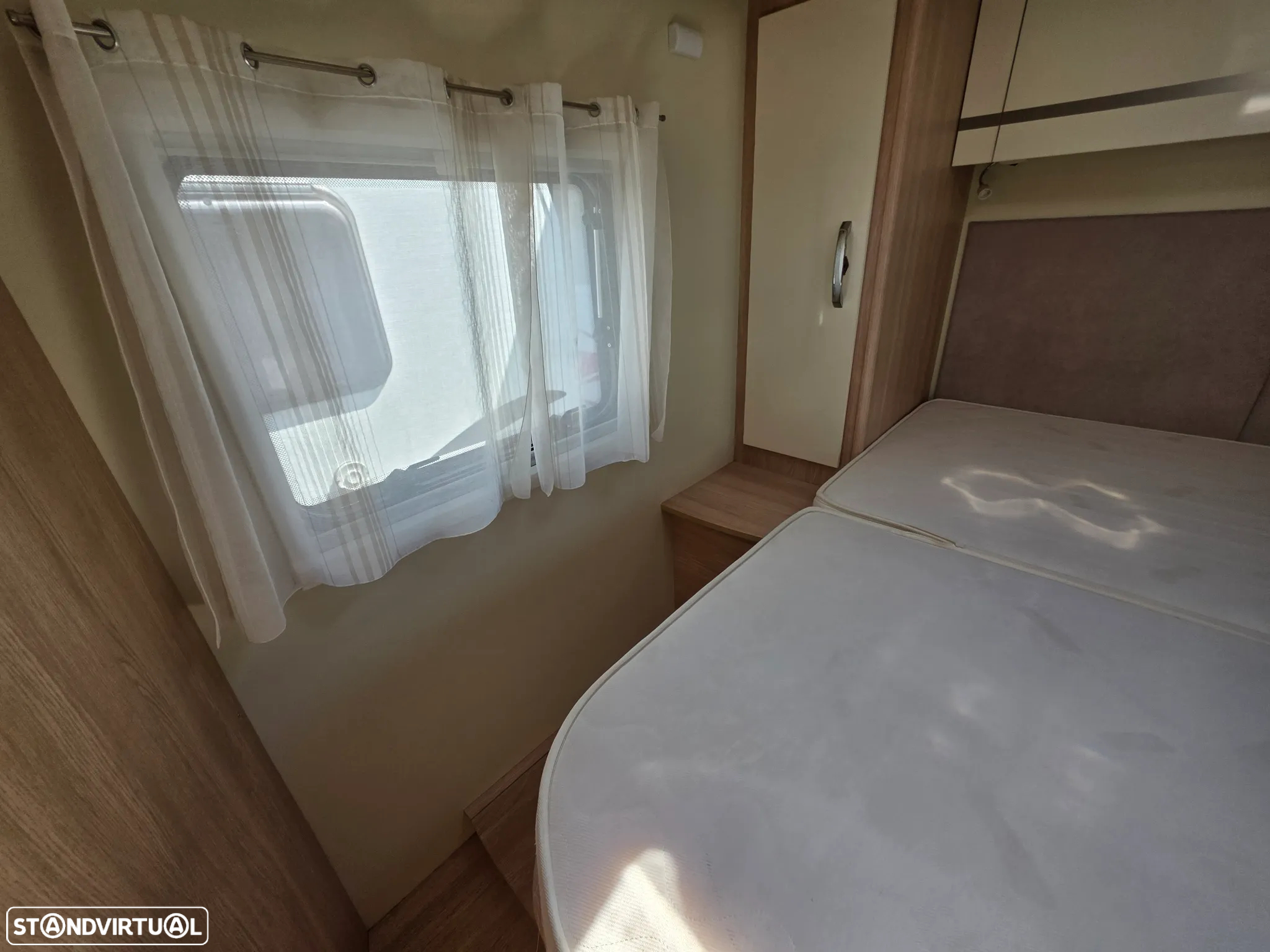 Giottiline Siena 390 Cama Central/Basculante - 22
