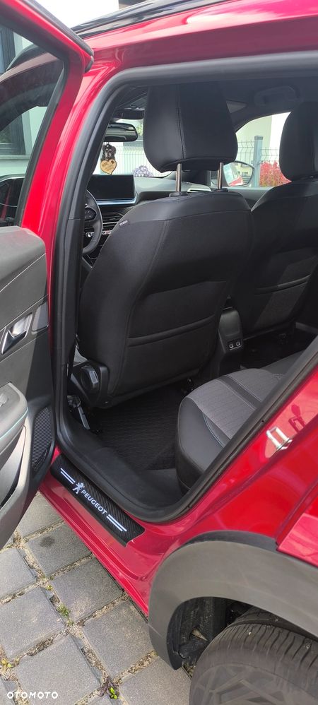 Peugeot 2008 PureTech 130 EAT8 Allure Pack - 16