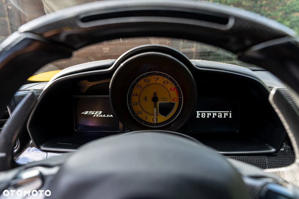 Ferrari 458 Italia Standard - 27