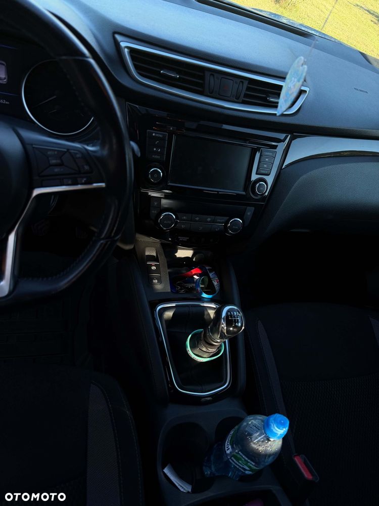 Nissan Qashqai 1.3 DIG-T N-Style EU6d - 3