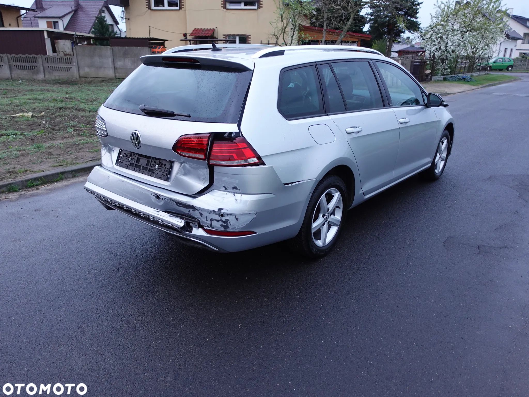 Volkswagen Golf Variant 1.6 TDI SCR IQ.DRIVE - 1