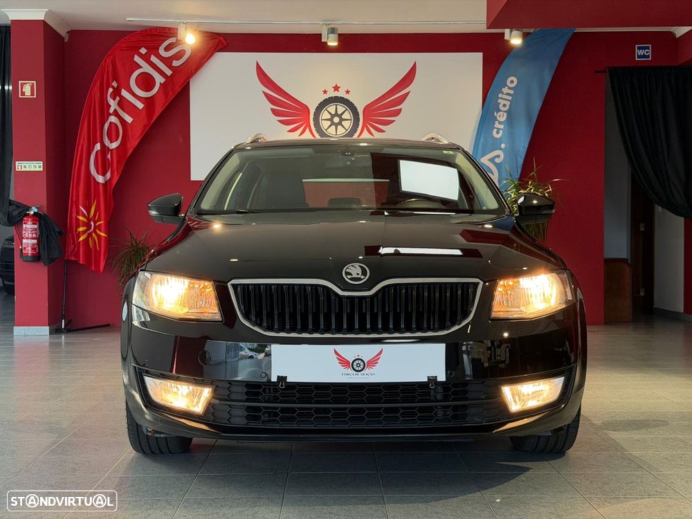 Skoda Octavia Break 1.6 TDi Elegance Pack - 3