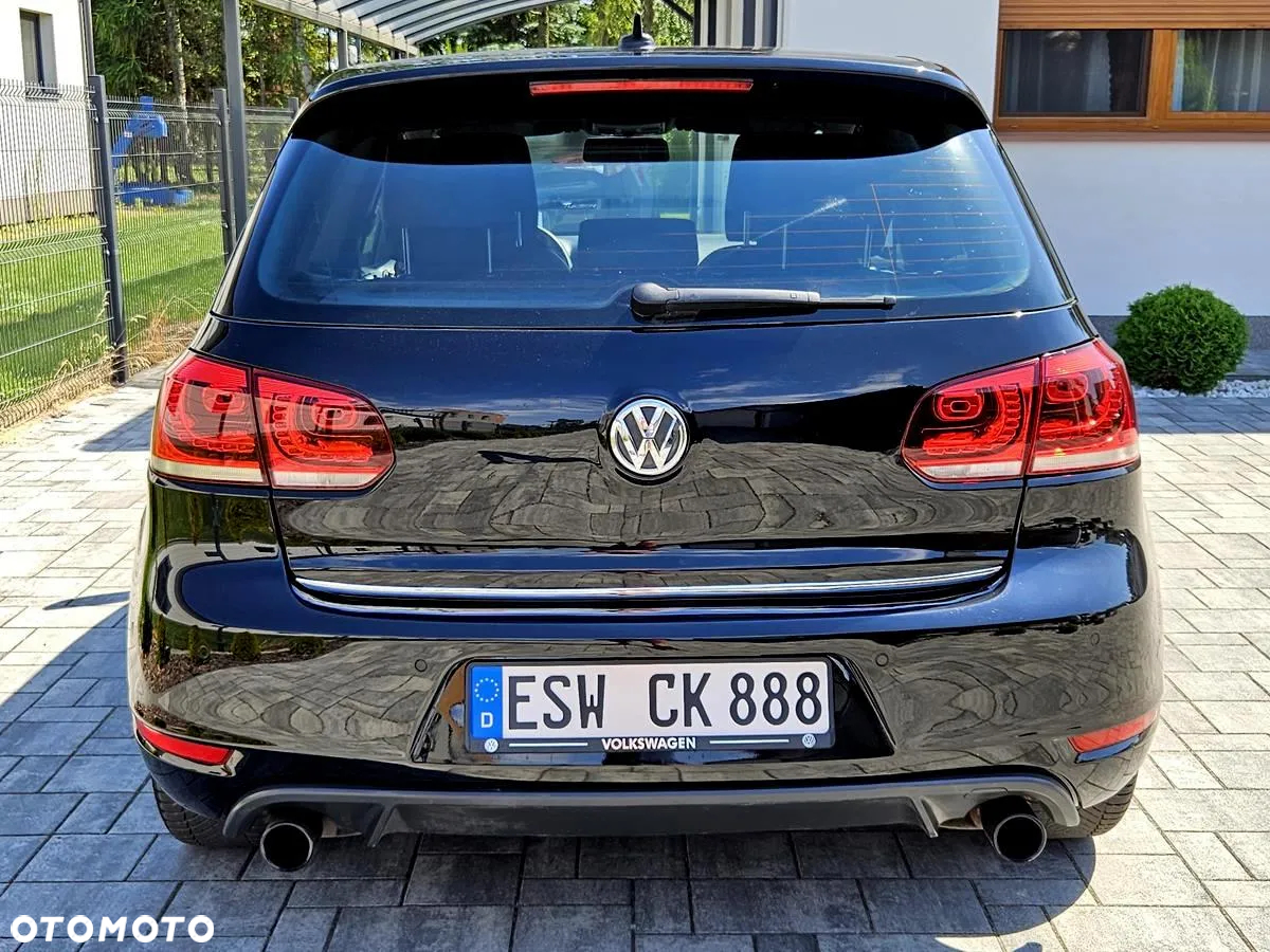 Volkswagen Golf VI 2.0 TSI GTI - 9