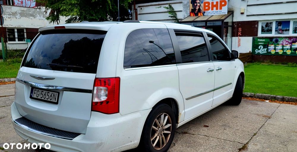 Chrysler Town & Country 3.6 Limited - 3