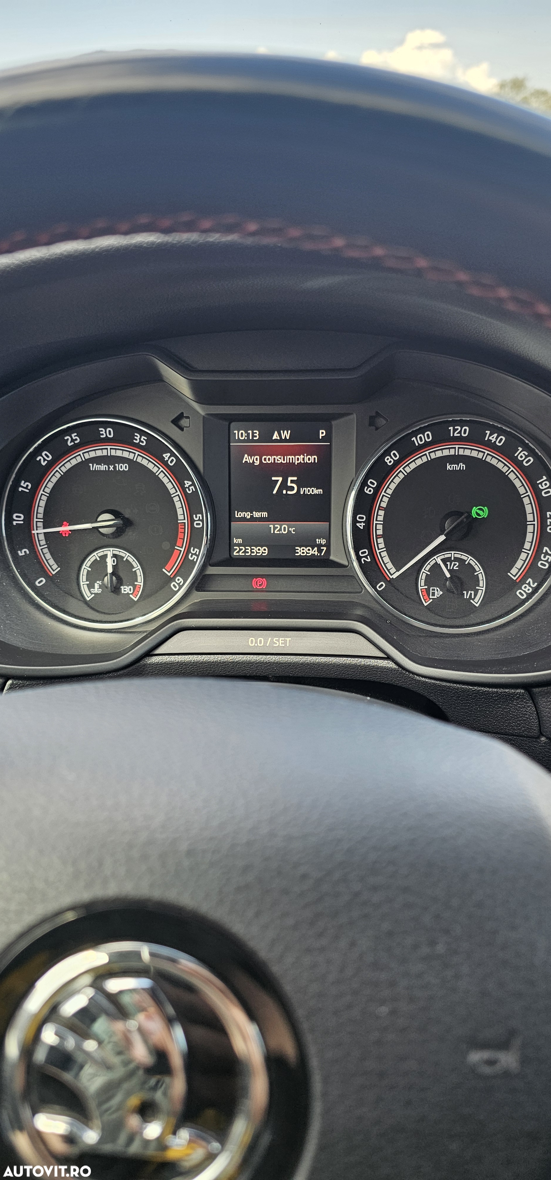 Skoda Octavia 2.0 TDI DSG 4X4 RS - 8