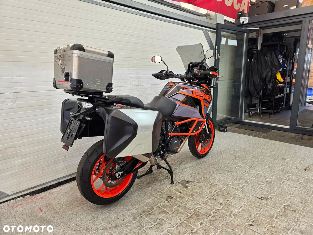 KTM Super Adventure - 26