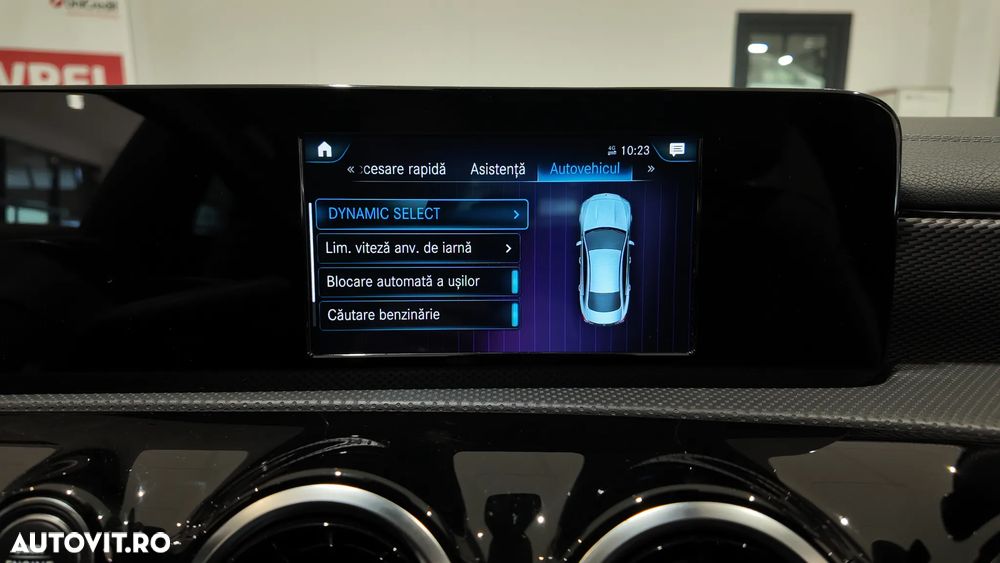 Mercedes-Benz CLA 220 d 4MATIC Coupe Aut. - 32