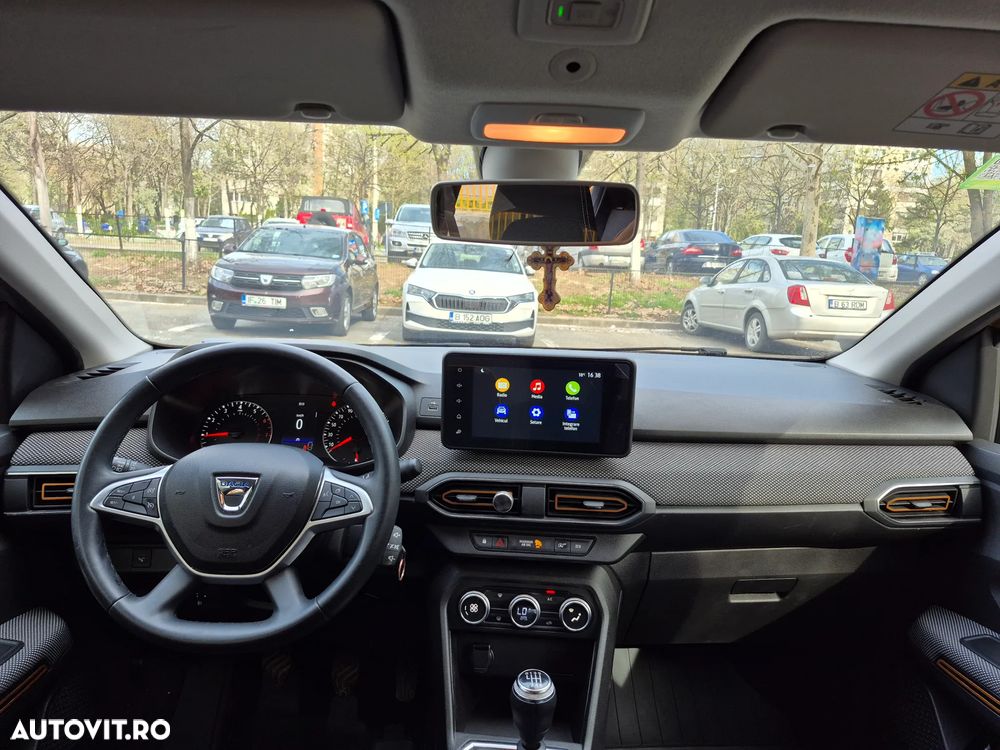 Dacia Sandero TCe 90 MT6 Comfort - 11